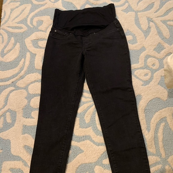 Levi’s maternity jeans - Picture 1 of 6